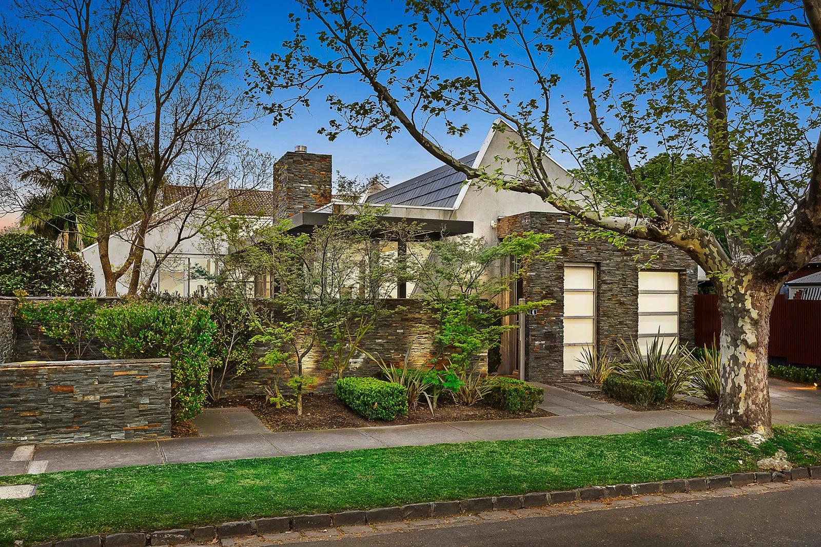 6 Barrington Avenue, Kew, VIC