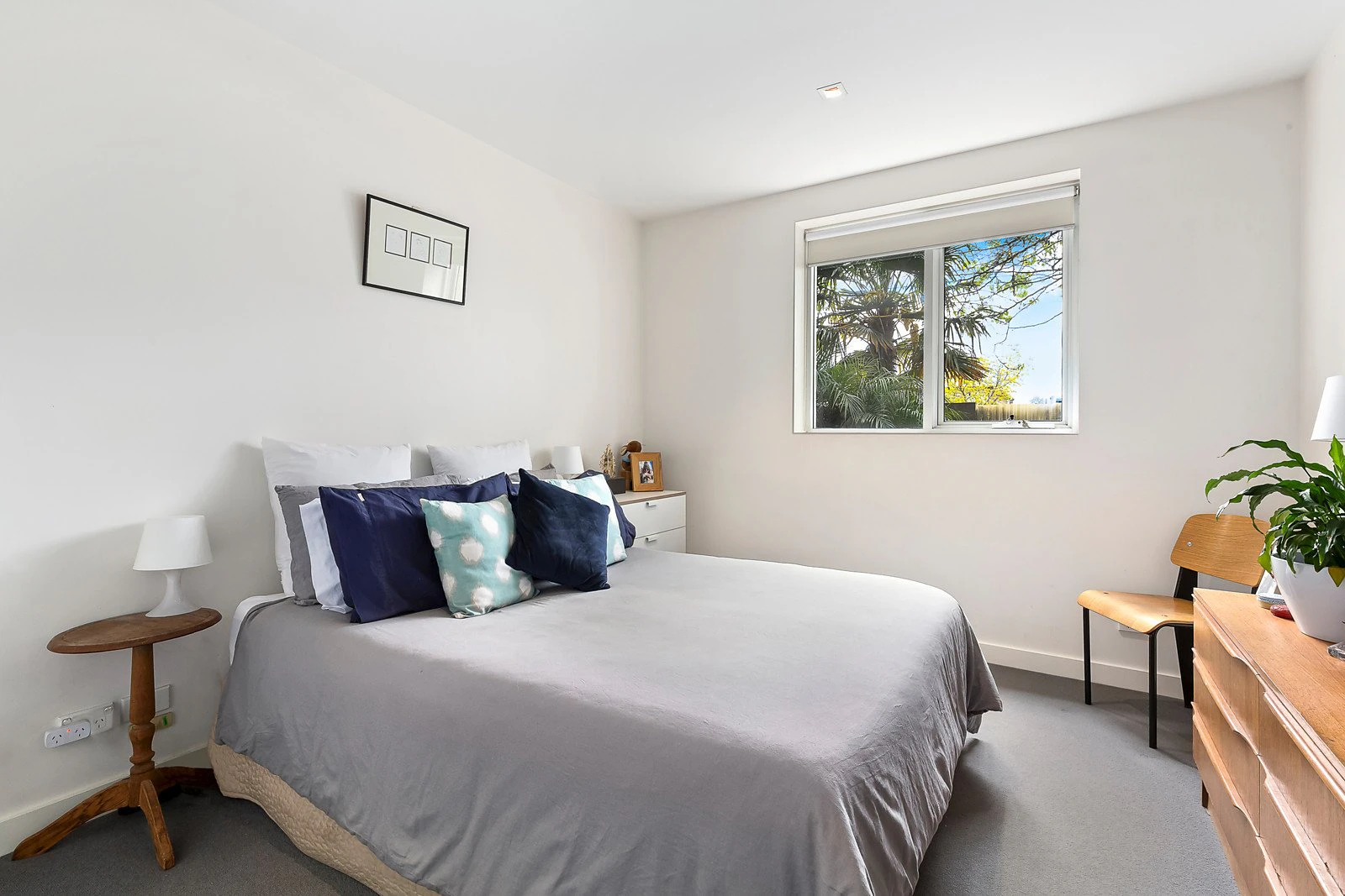 2/92 Wattletree Road, Armadale, VIC