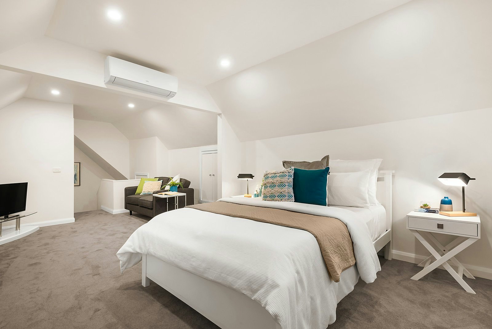 44 Munro Avenue, Ashburton, VIC