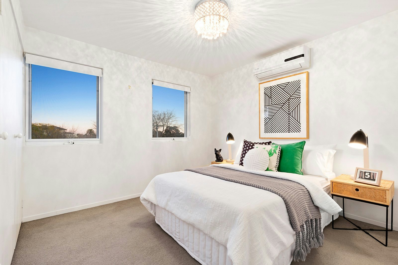 53 Cairnes Crescent, Malvern East, VIC