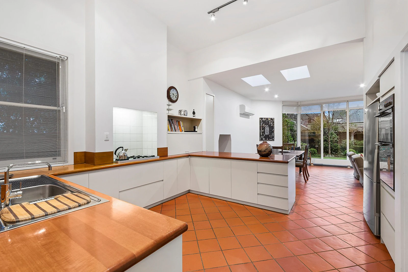 1 Kintore Street, Camberwell, VIC