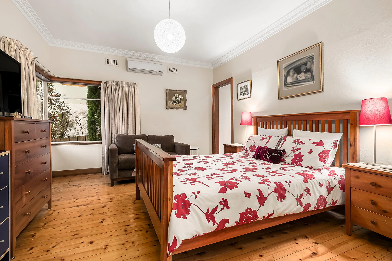 56 White Avenue, Kew East, VIC
