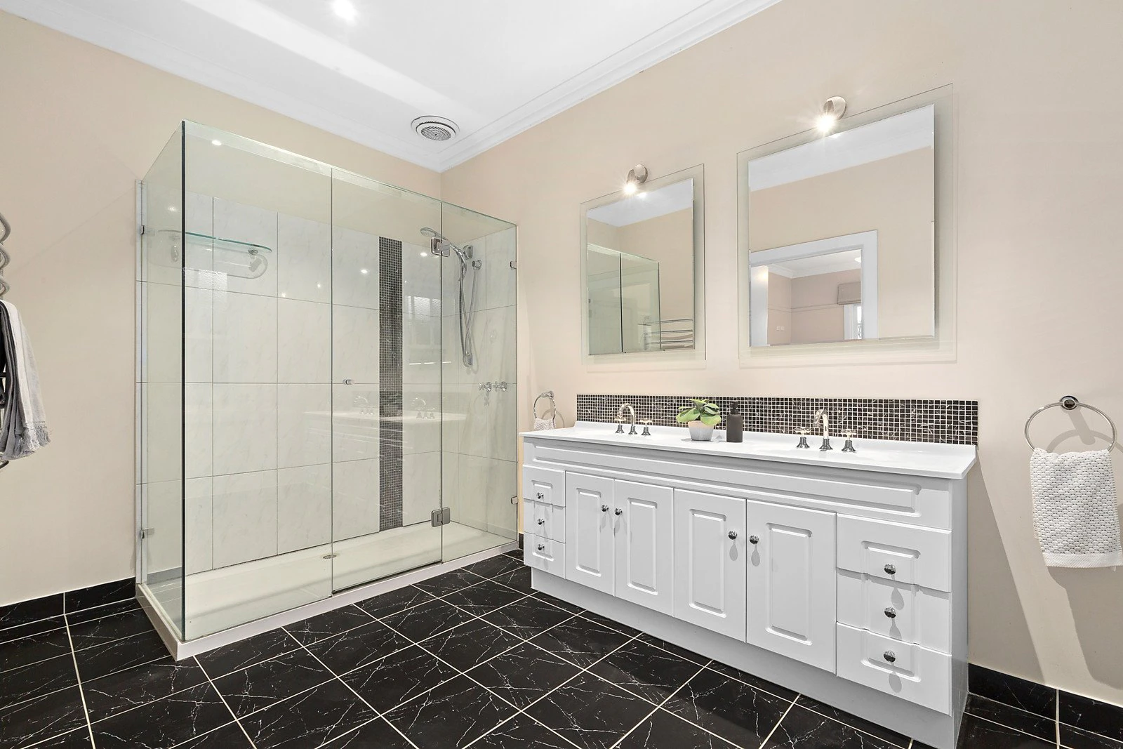 141 Thomas Street, Hampton, VIC