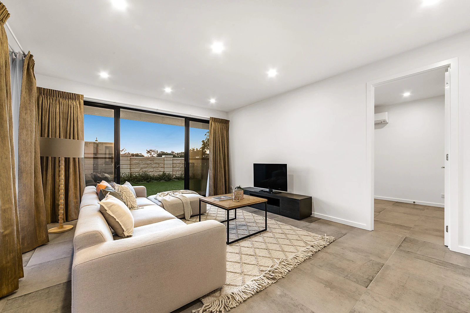 1A Fourth Street, Black Rock, VIC