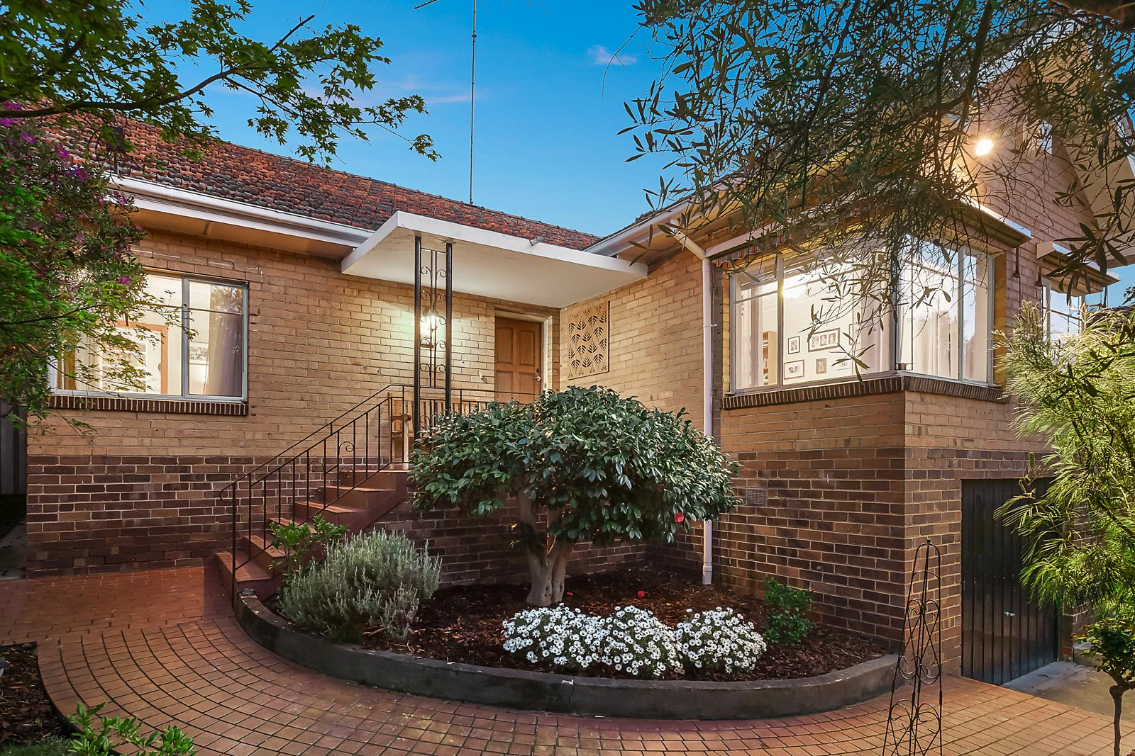 56 White Avenue, Kew East, VIC