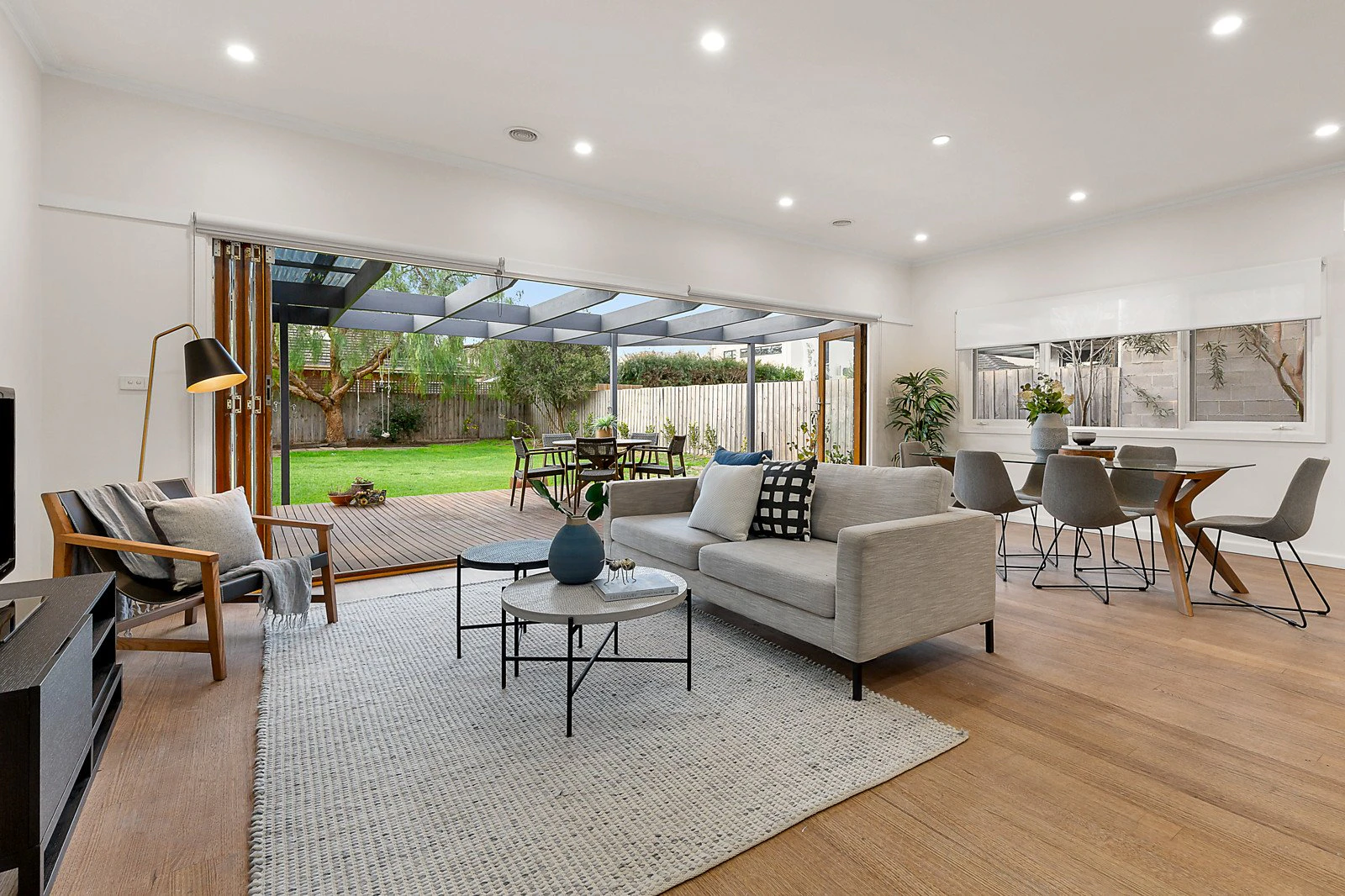 39 Teddington Road, Hampton, VIC