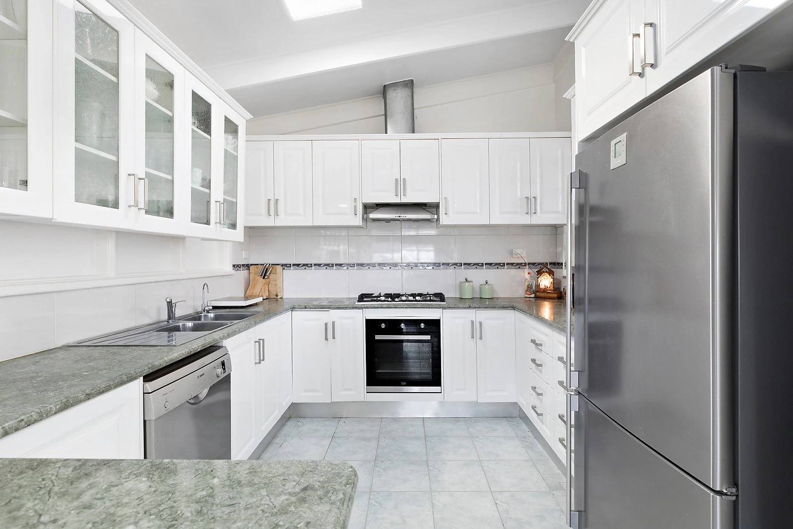 24 Viewhill Road, Balwyn North, VIC