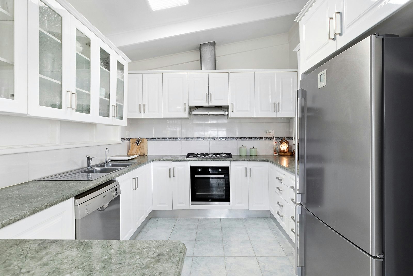 24 Viewhill Road, Balwyn North, VIC