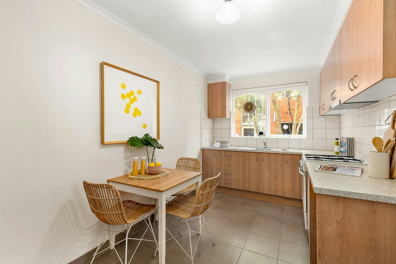 2/69 Edgar Street North, Glen Iris, VIC