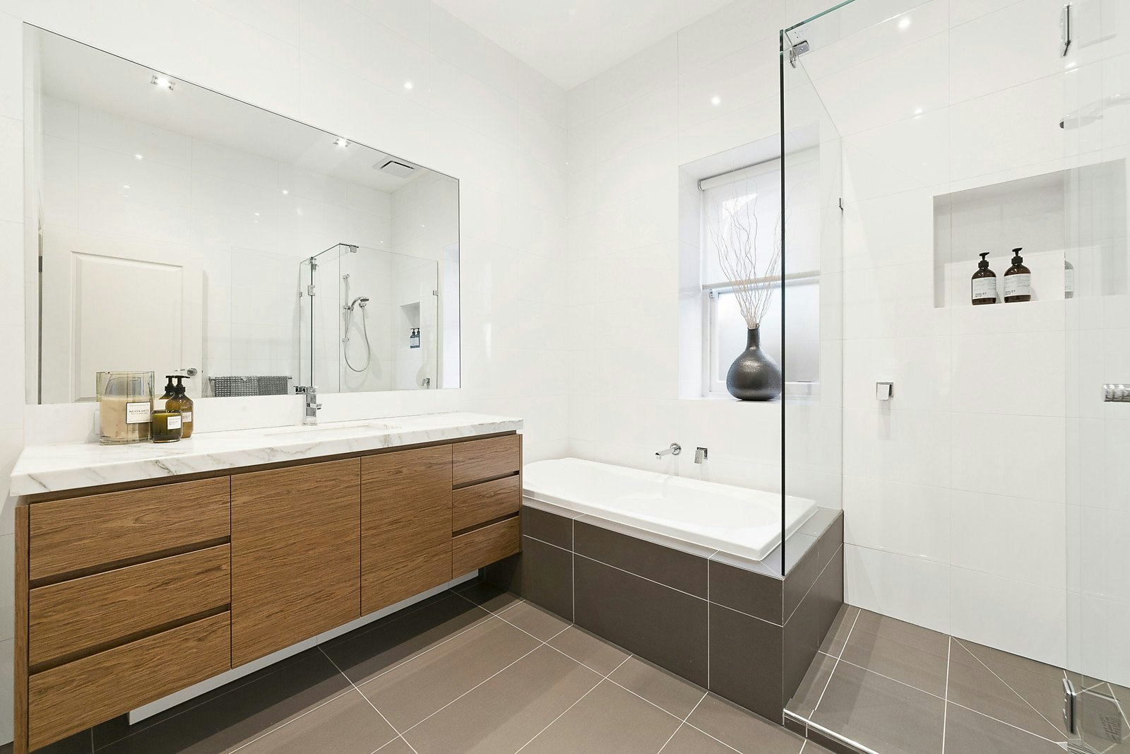 24 Nott Street, Malvern East, VIC