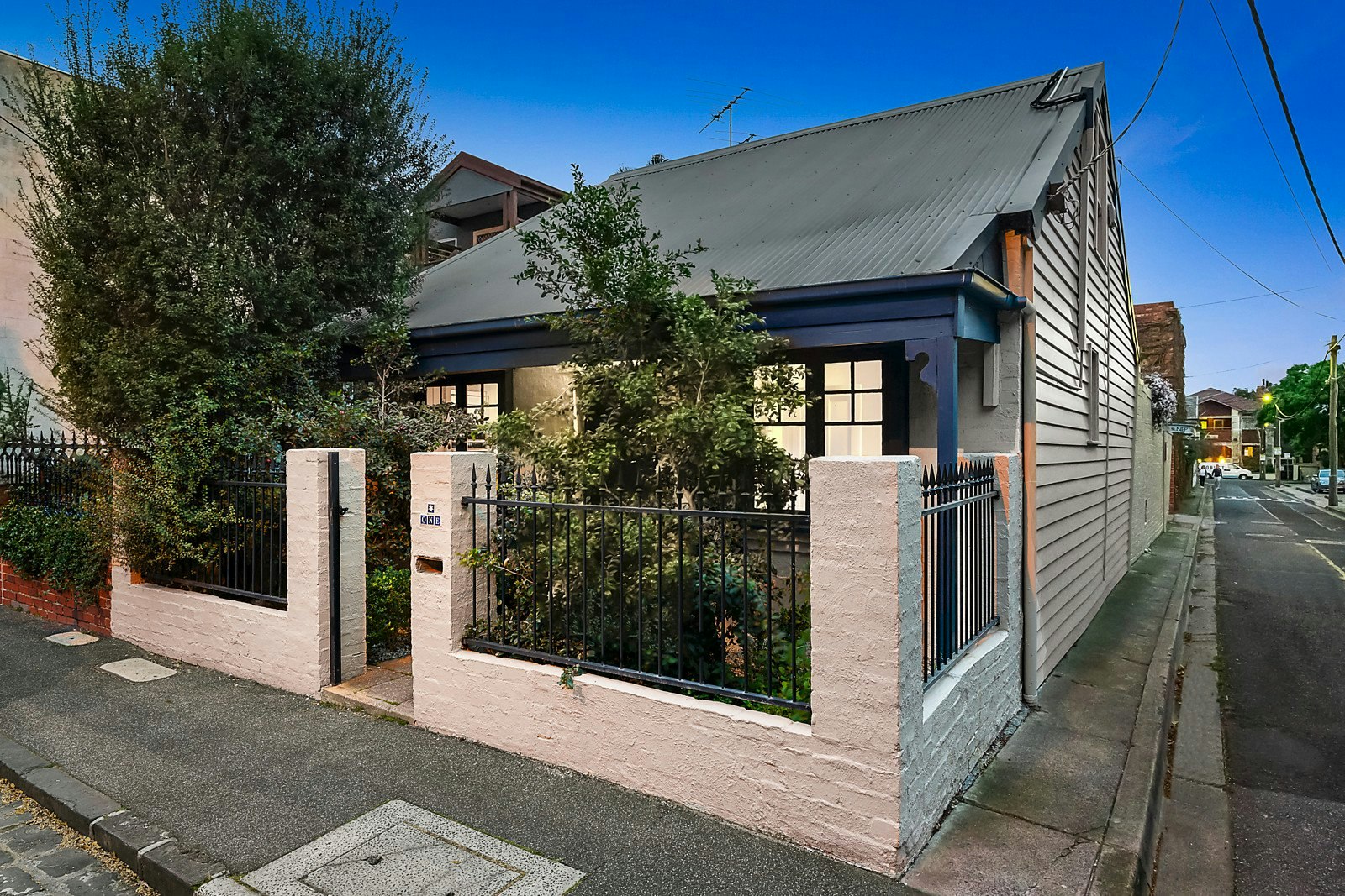 1 Neptune Street, St Kilda, VIC