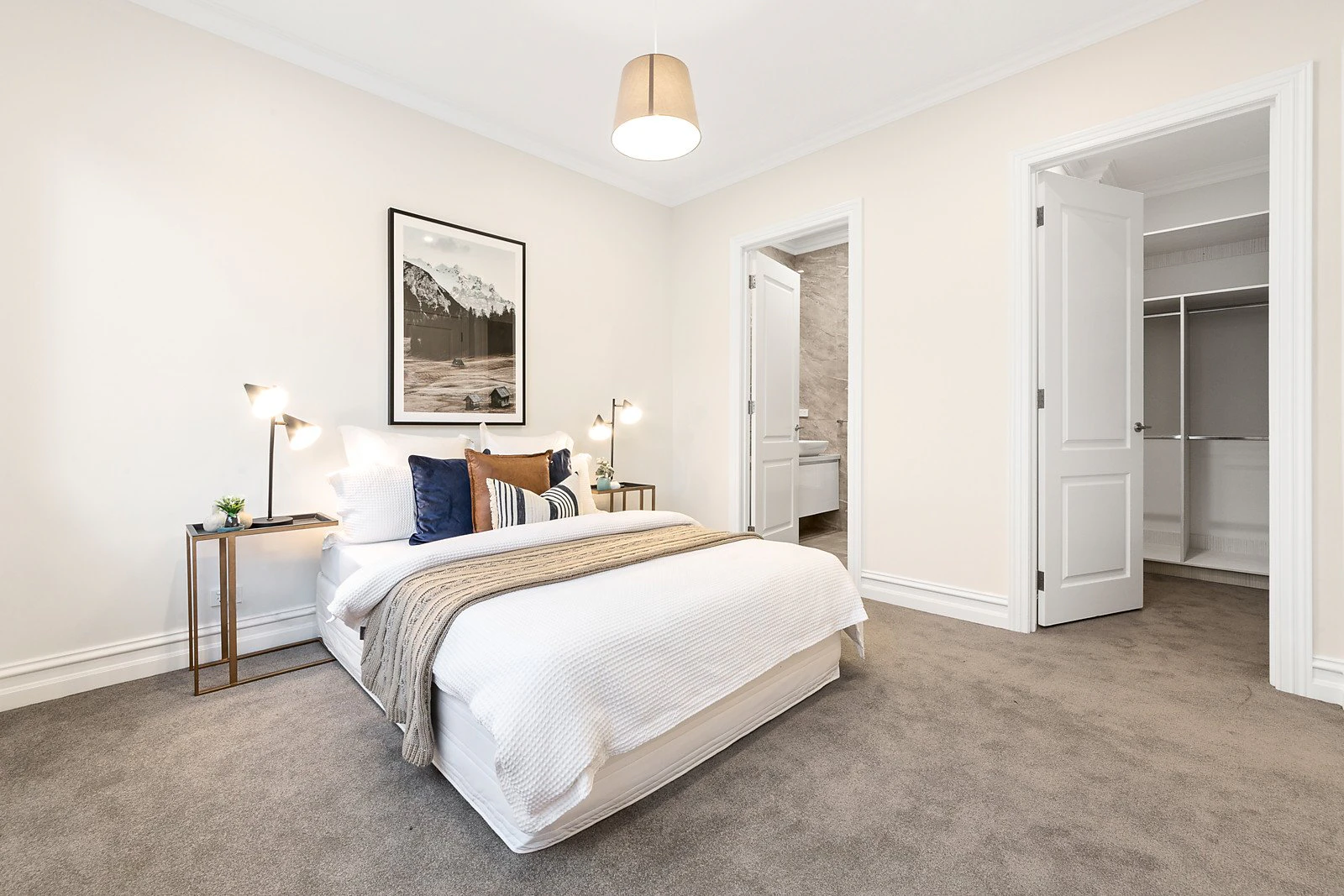 6 Livingstone Road, Malvern East, VIC