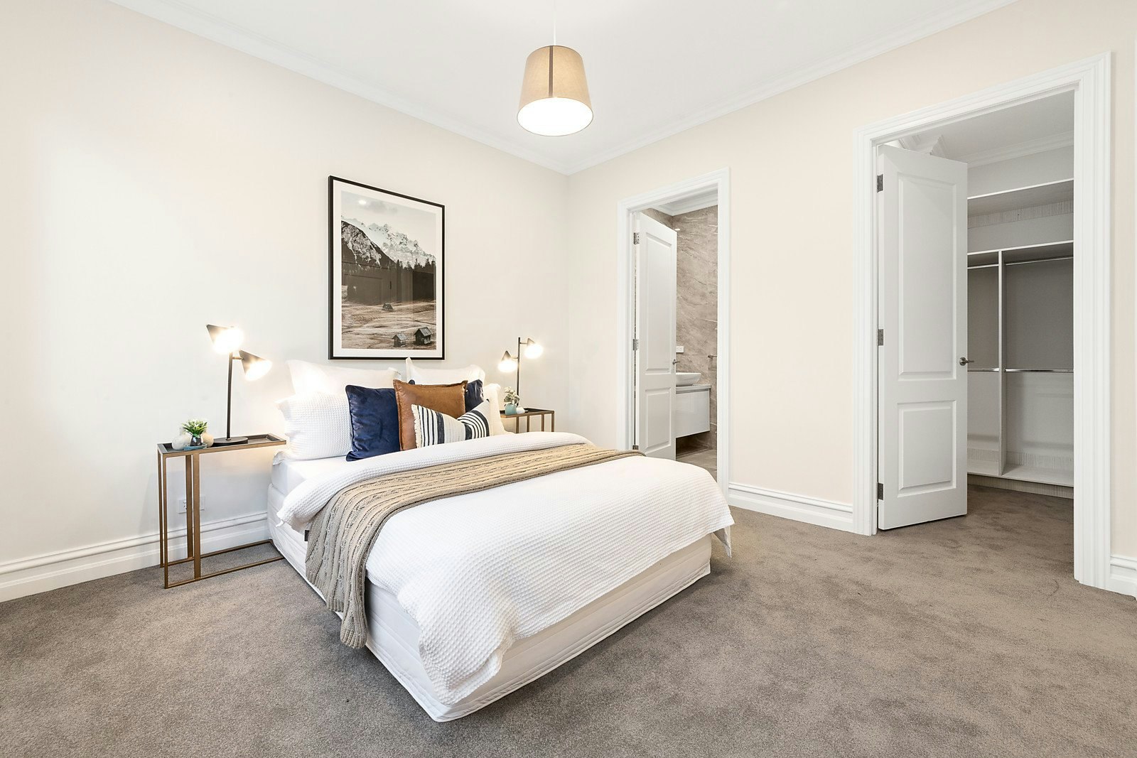 6 Livingstone Road, Malvern East, VIC