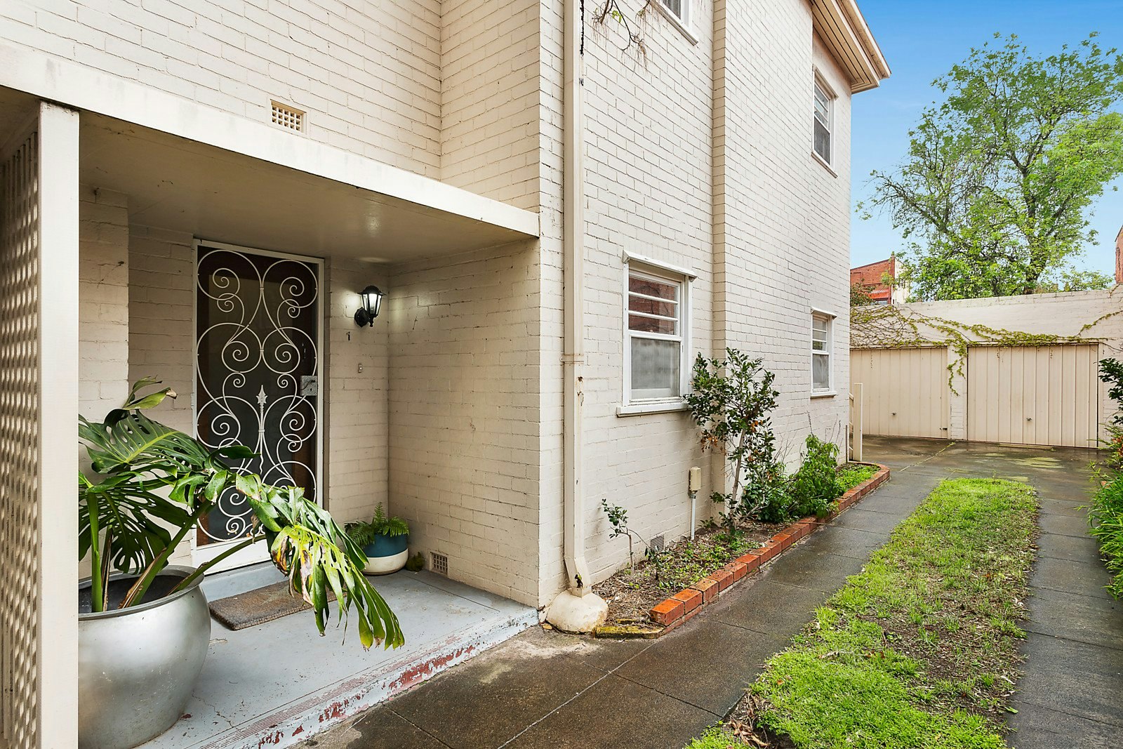 1&2/25 Park Street, St Kilda West, VIC