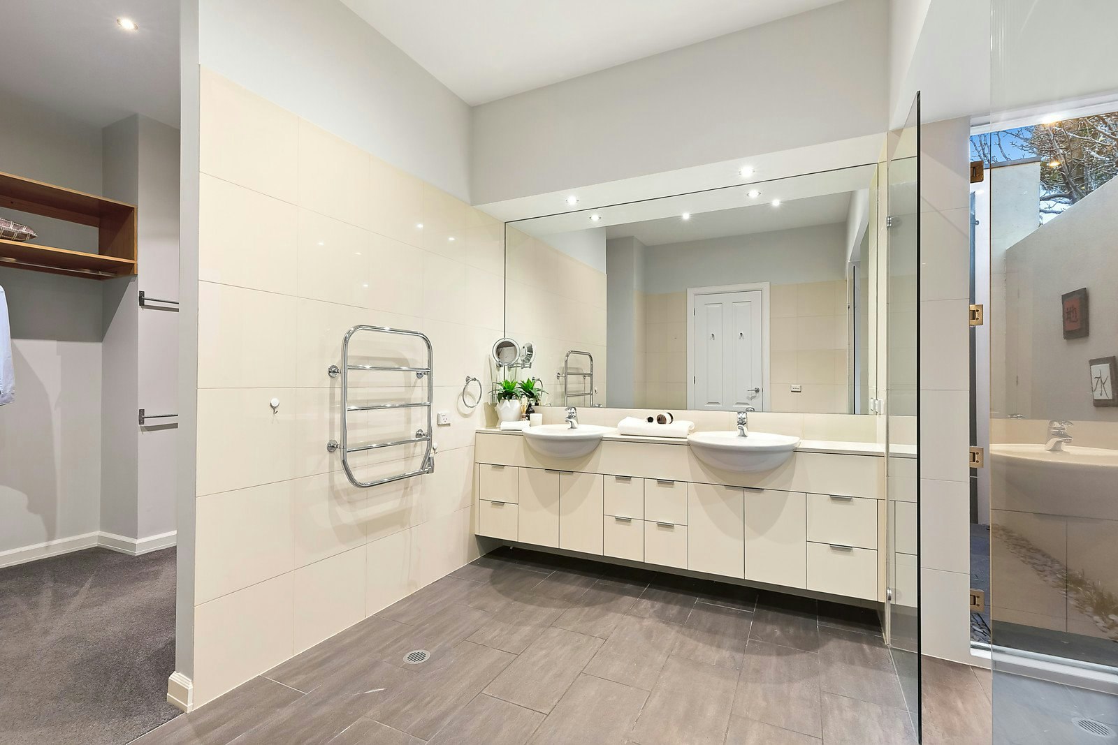 66 Alexandra Avenue, Canterbury, VIC