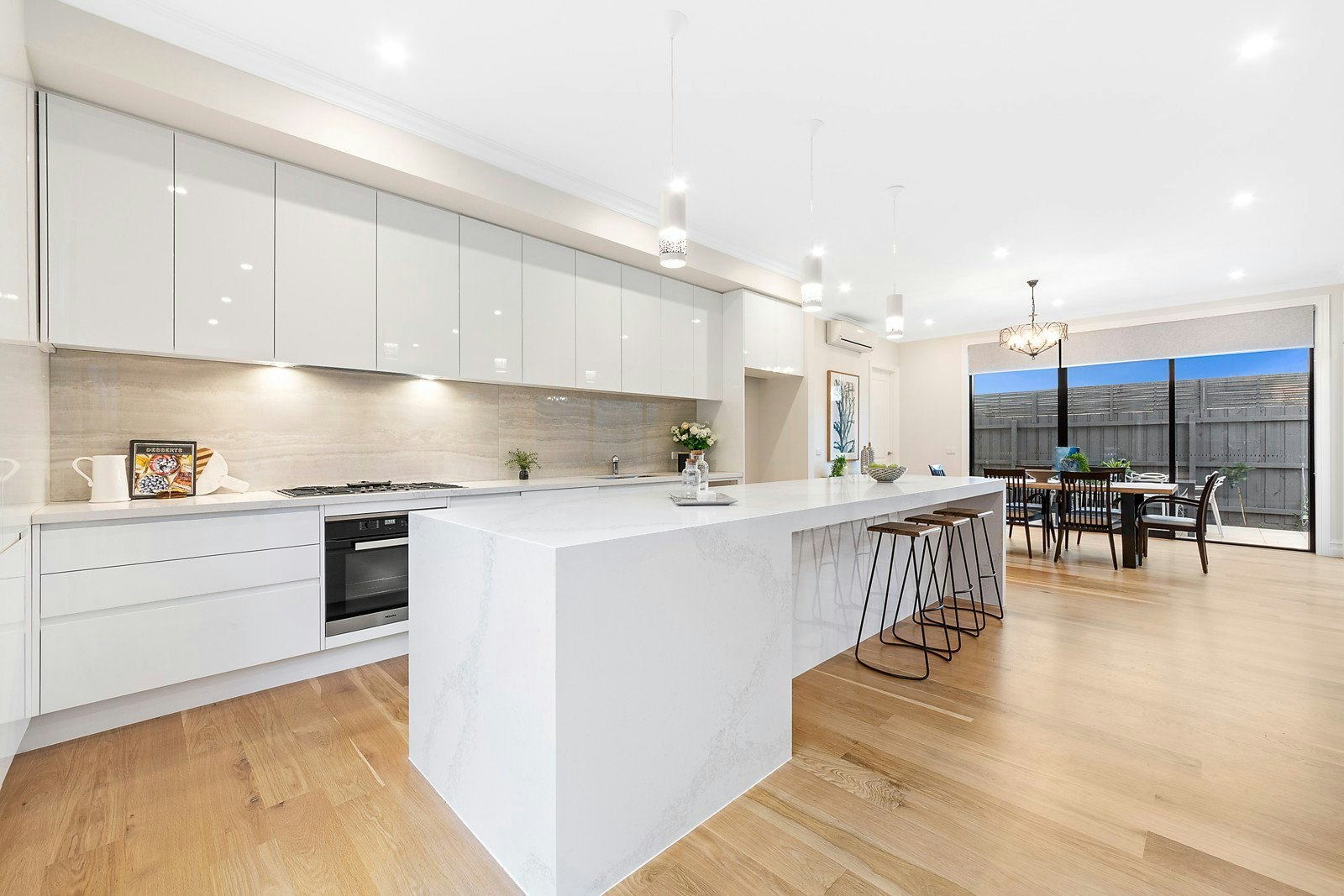 6 Livingstone Road, Malvern East, VIC