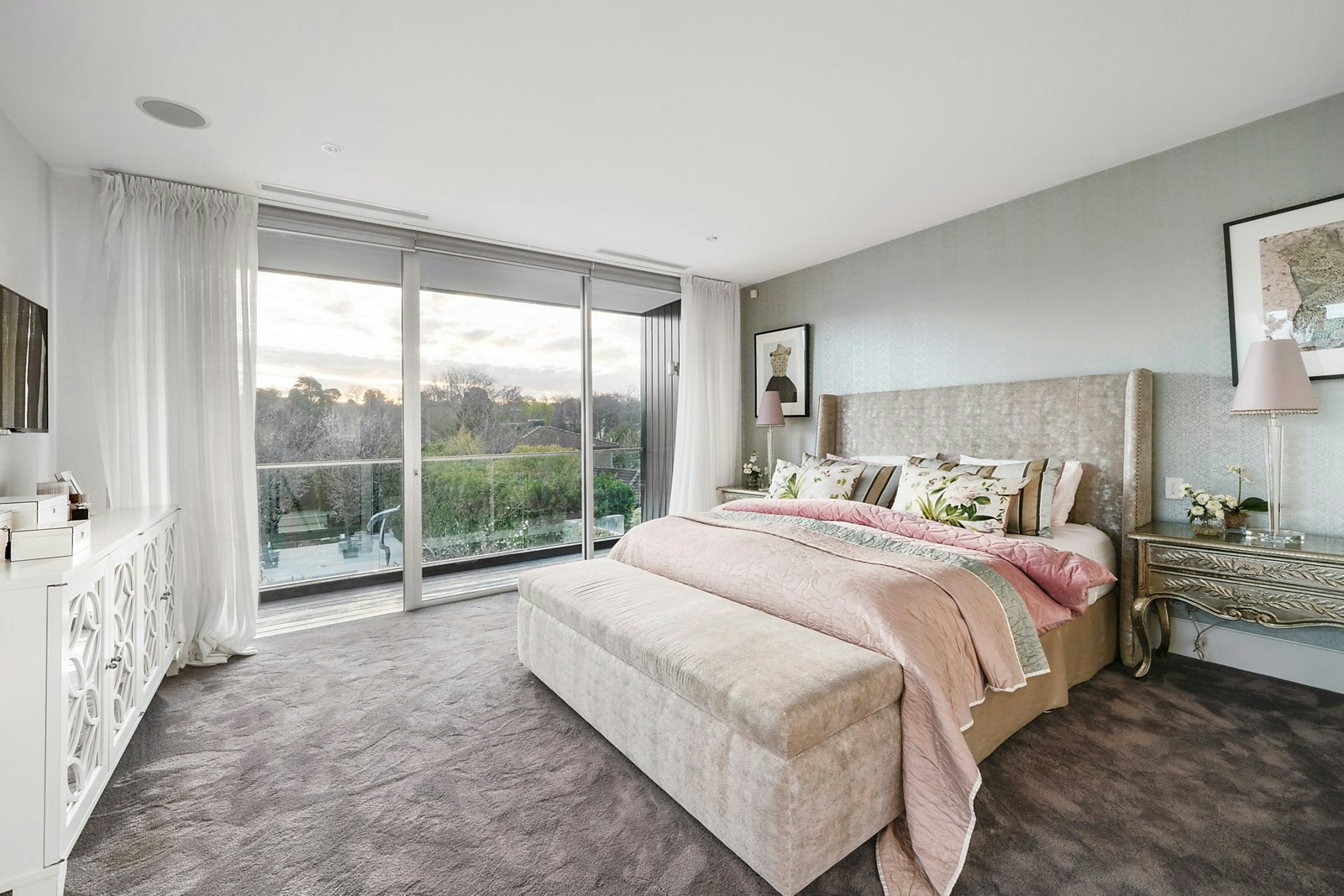 47 Faversham Road, Canterbury, VIC