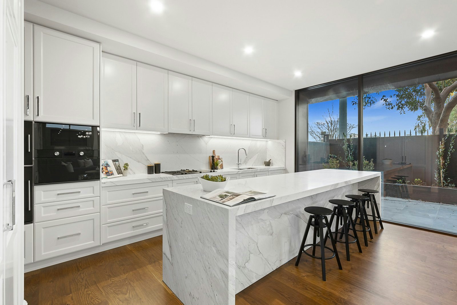 1/1 Oak Street, Hawthorn, VIC