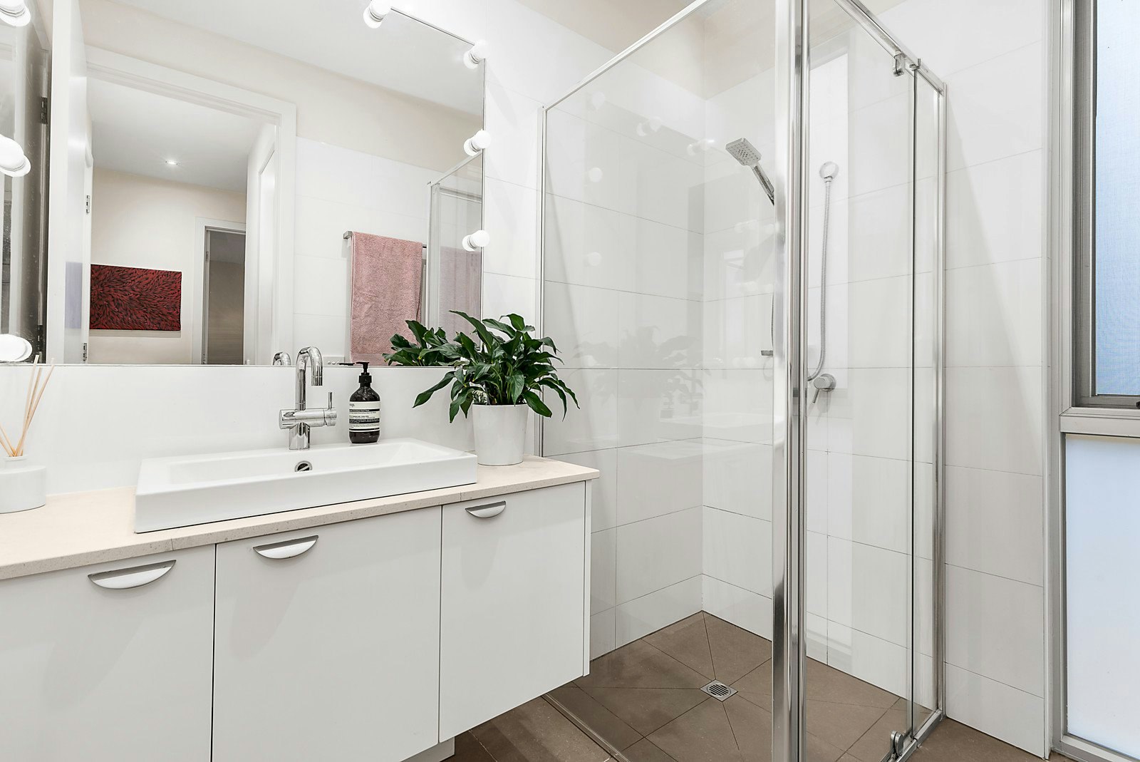 1B Clive Road, Hawthorn East, VIC