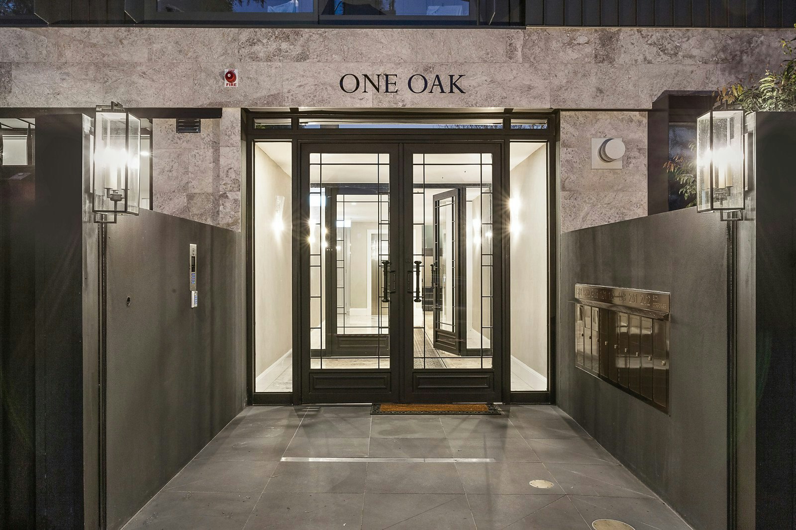 1/1 Oak Street, Hawthorn, VIC