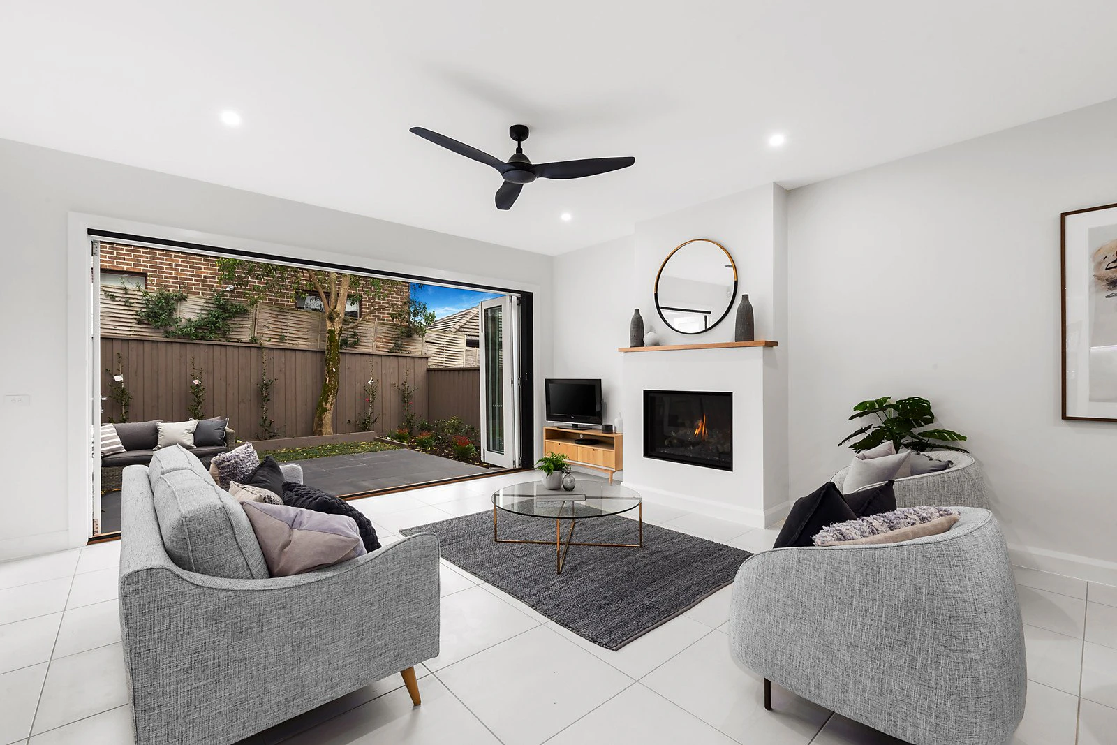 27 Evelina Street, Mont Albert North, VIC