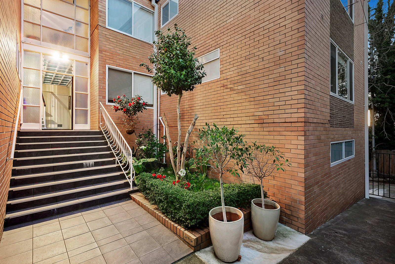 4/9 Monomeath Avenue, Toorak, VIC