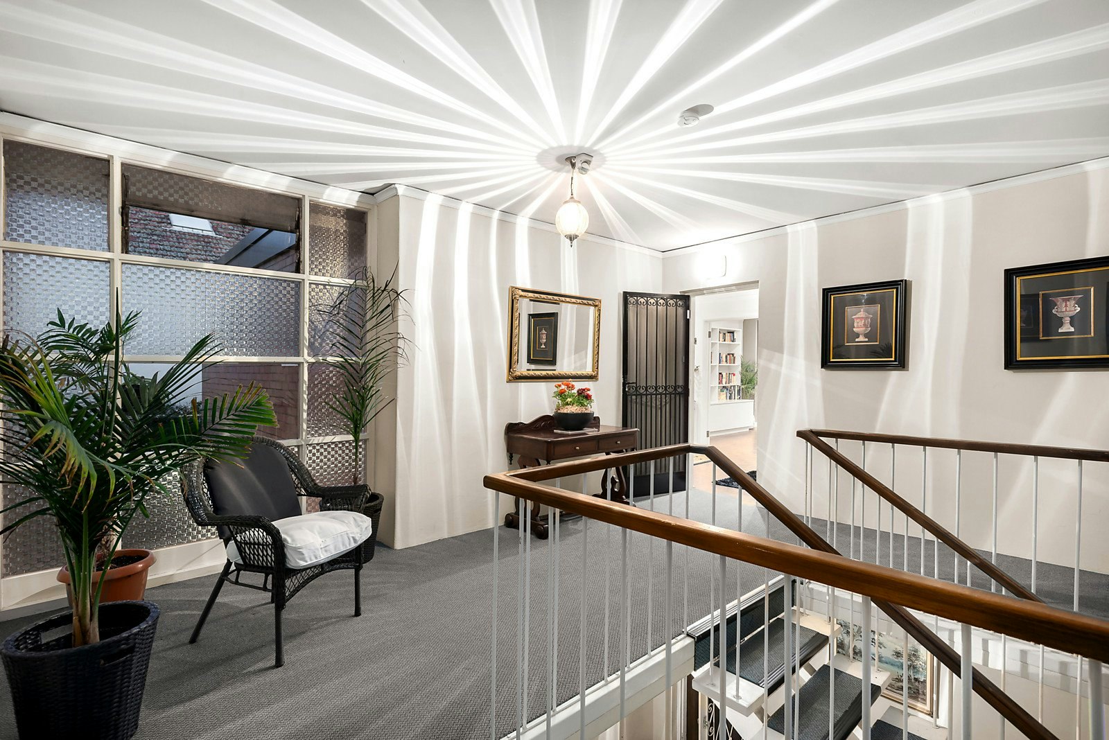 4/9 Monomeath Avenue, Toorak, VIC