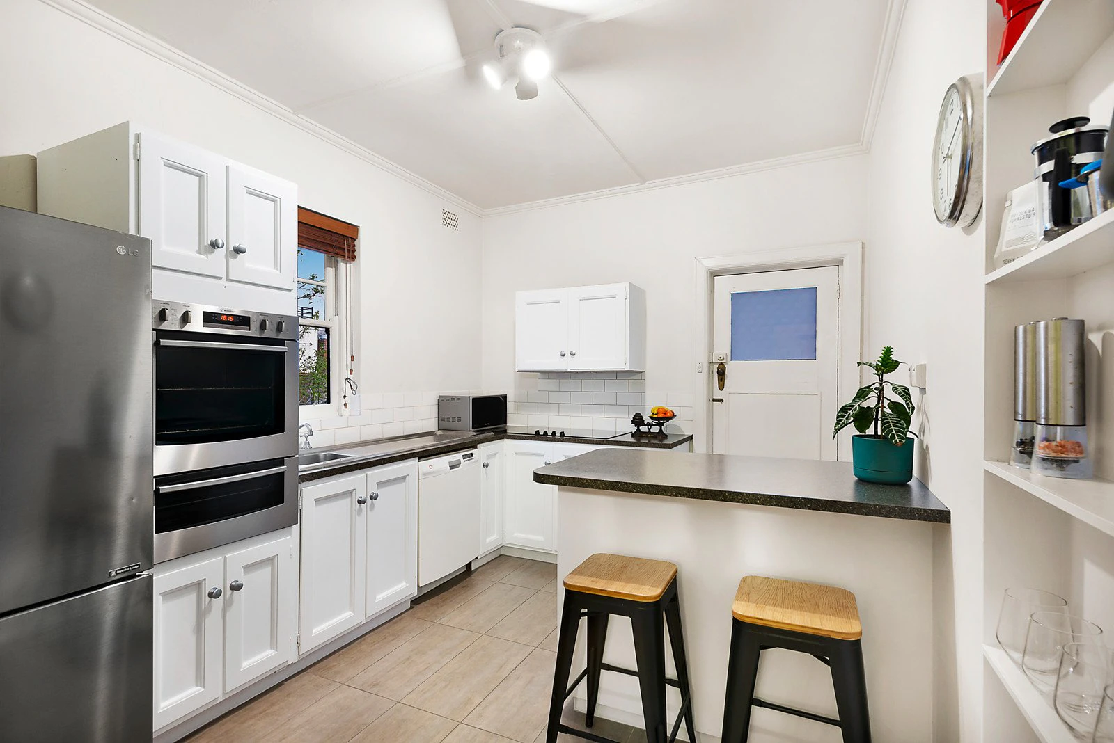 2/1 Coolullah Avenue, South Yarra, VIC