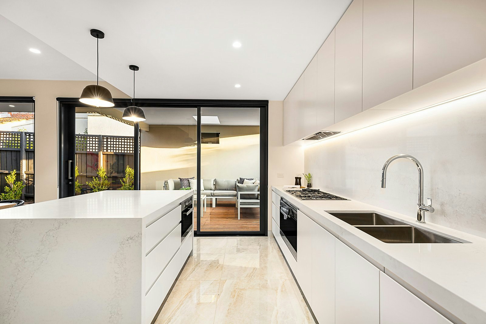 22 Fernhurst Grove, Kew, VIC