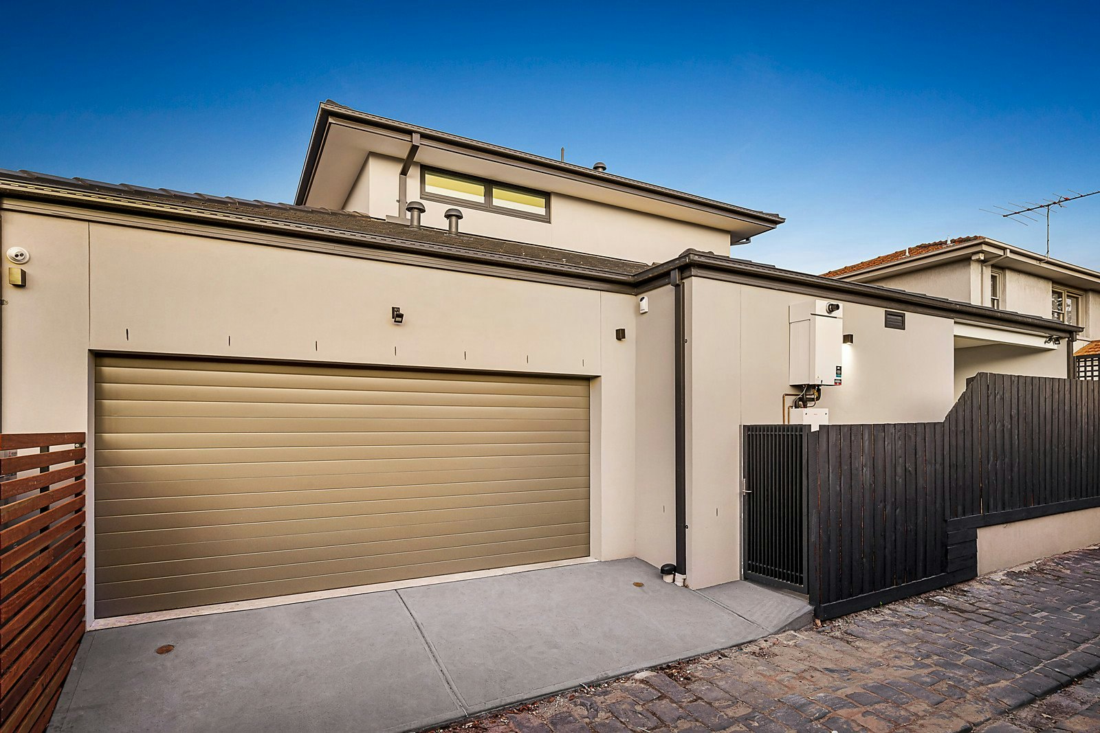 22 Fernhurst Grove, Kew, VIC