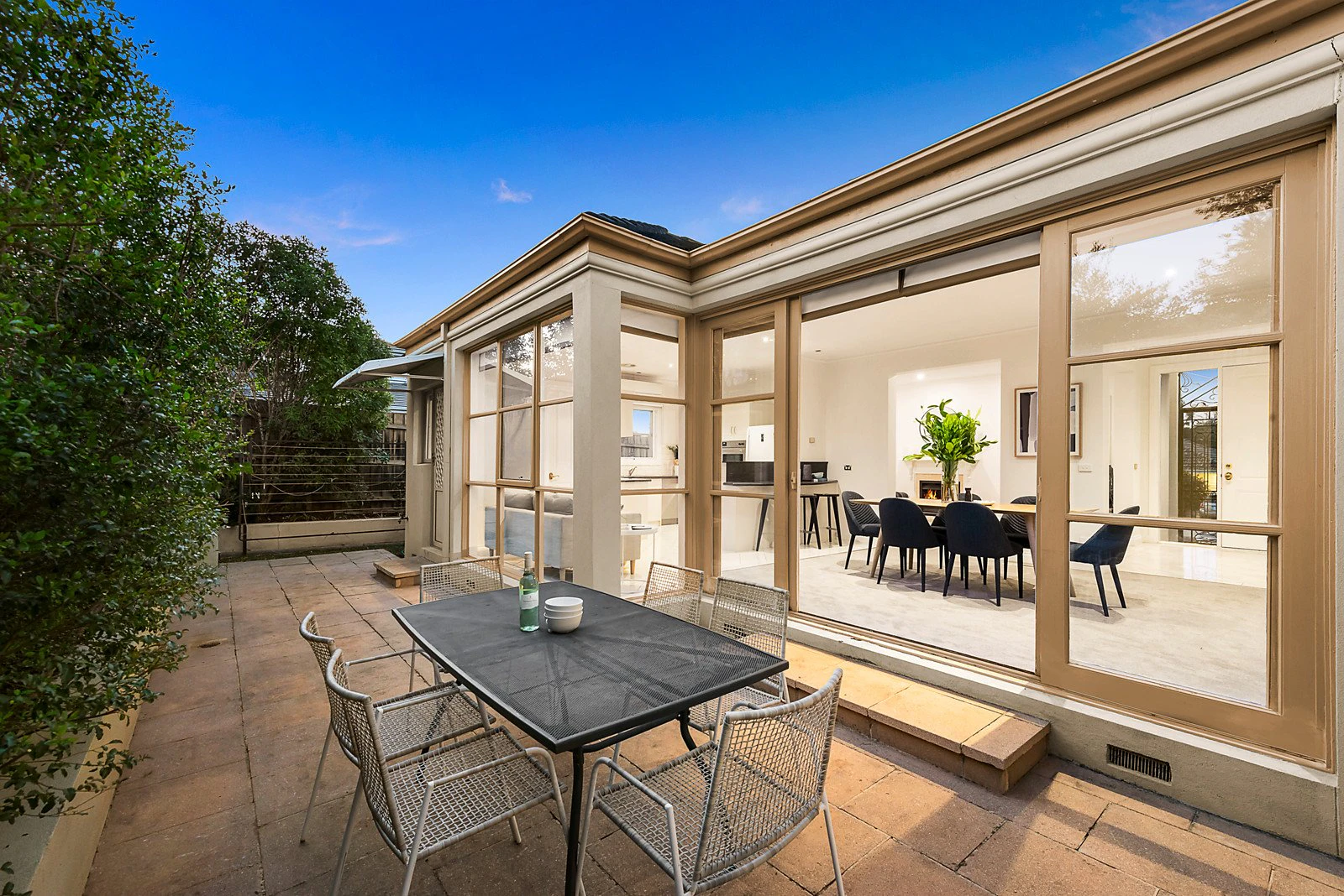 2B Ferndale Road, Glen Iris, VIC