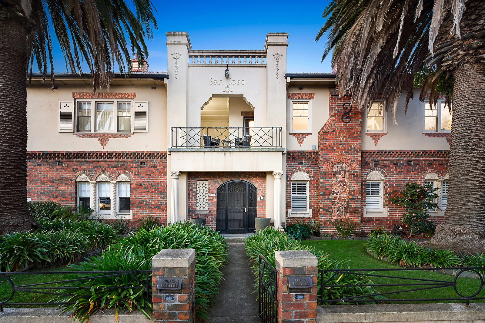 2/417 Wattletree Road, Malvern East, VIC