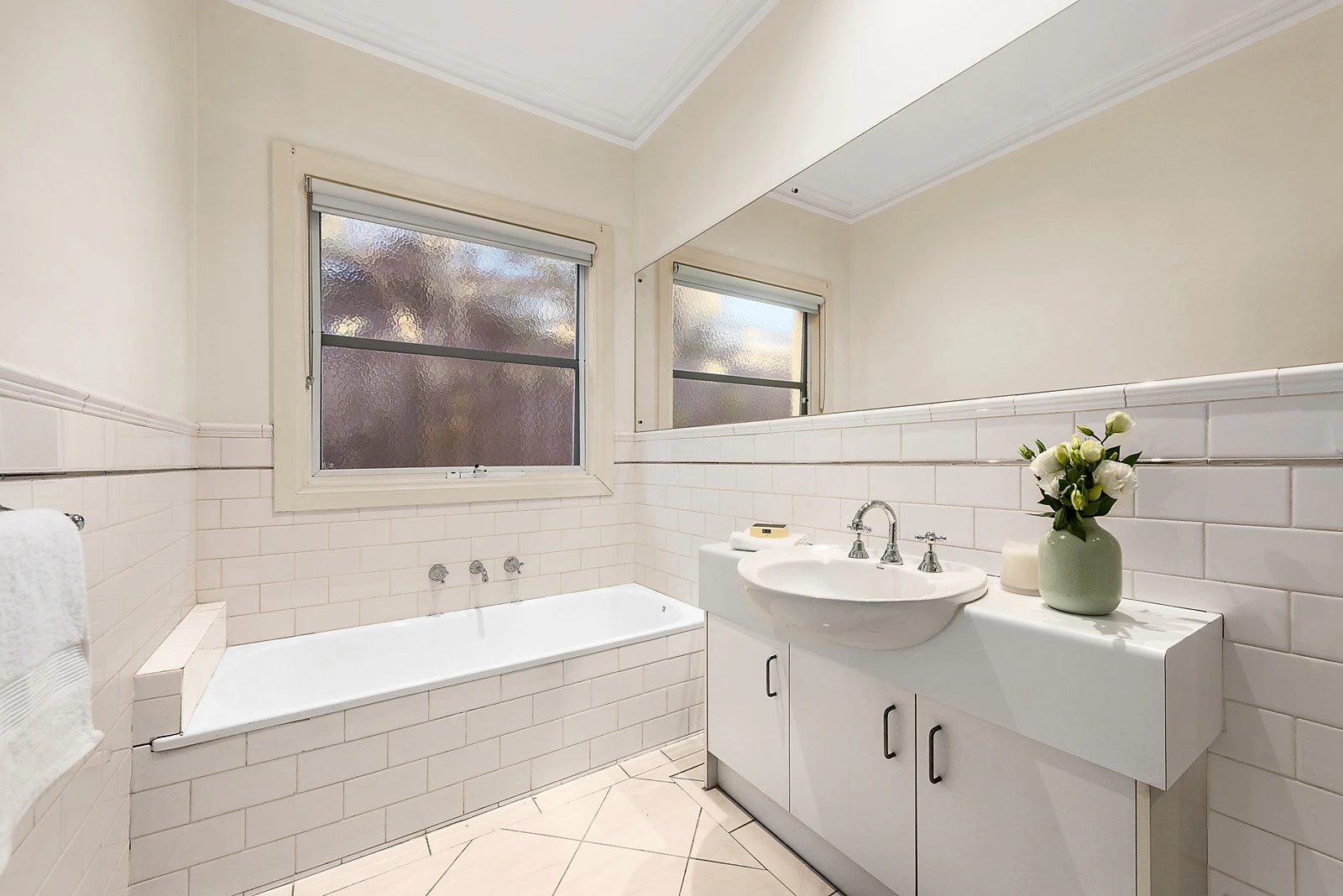2B Ferndale Road, Glen Iris, VIC