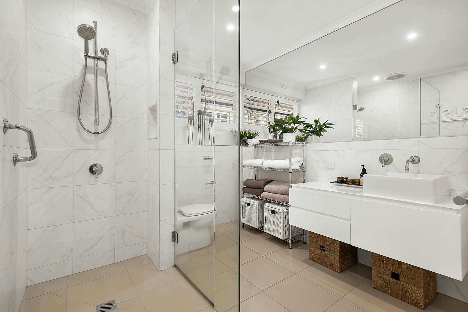 4/9 Monomeath Avenue, Toorak, VIC