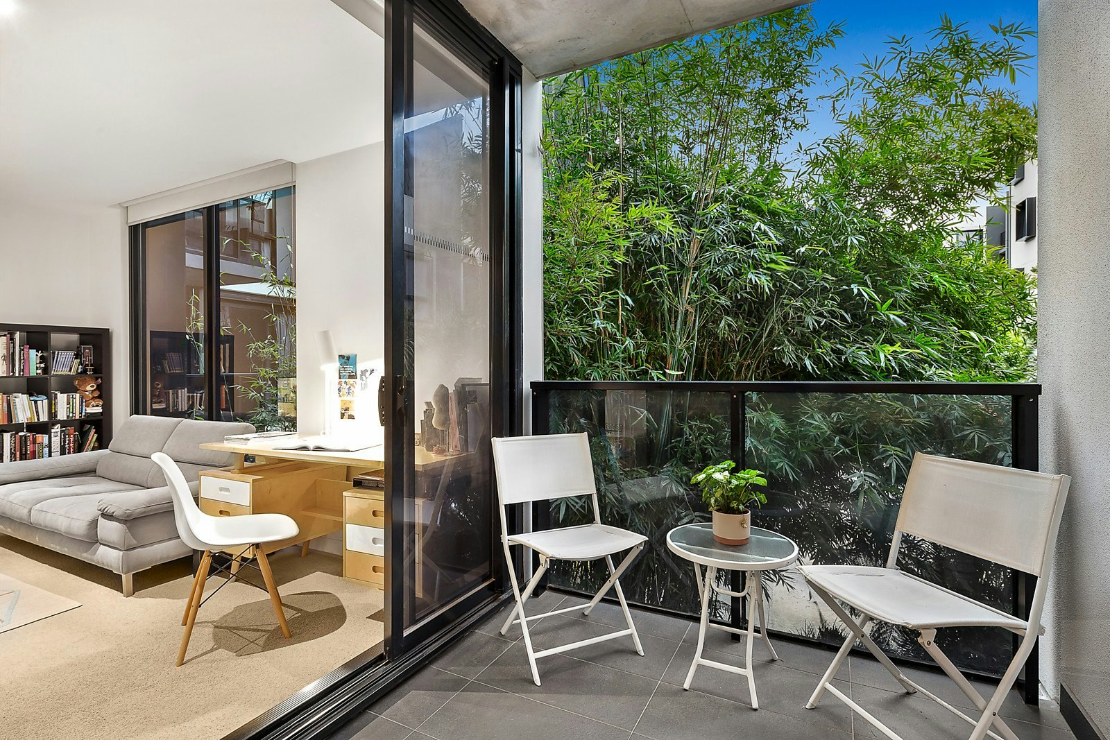 201/2 Golding Street, Hawthorn, VIC