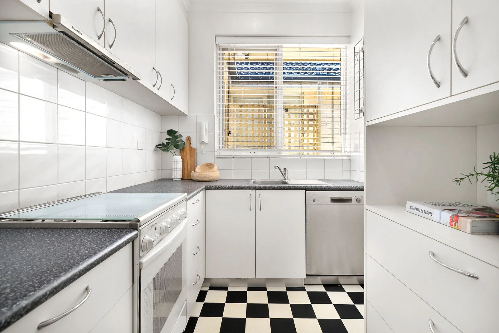 9/30 Shelley Street, Elwood, VIC