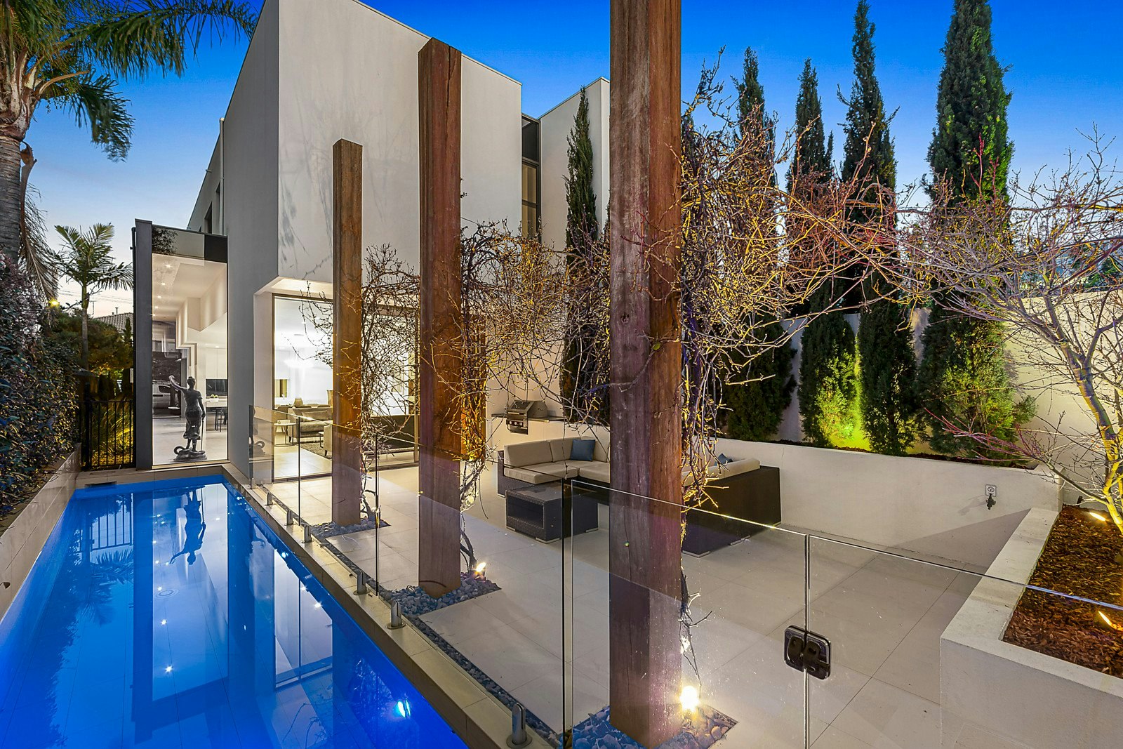 20 Docker Street, Elwood, VIC