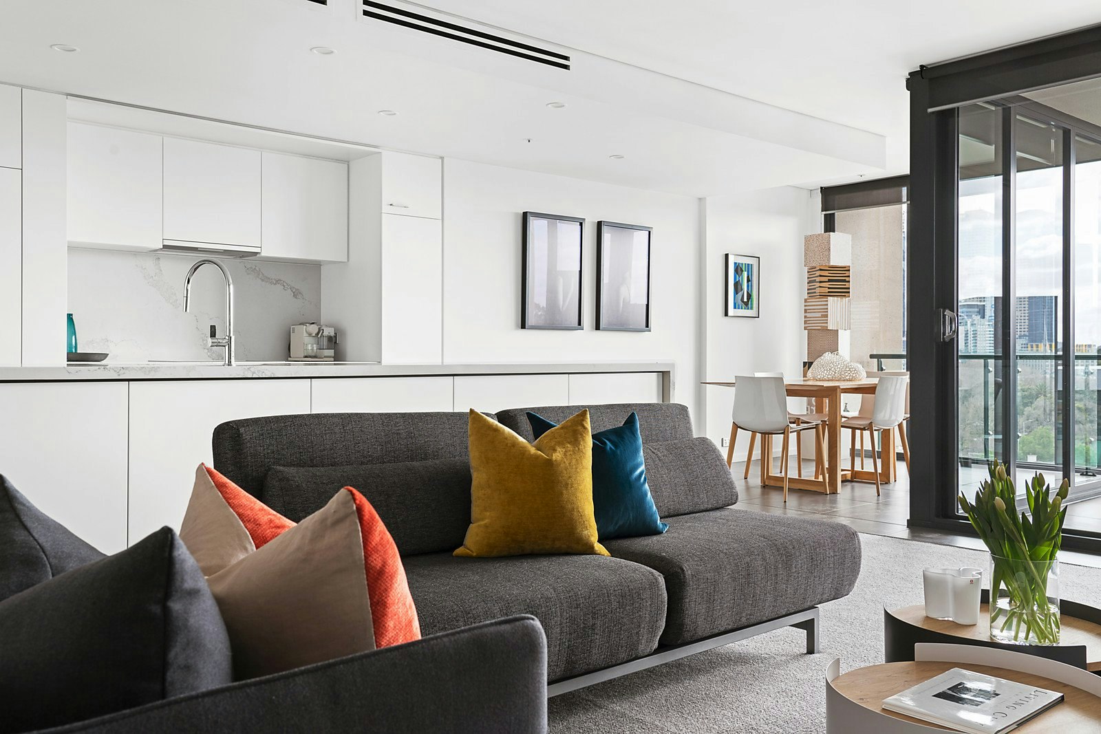 1107/250 St Kilda Road, Melbourne, VIC