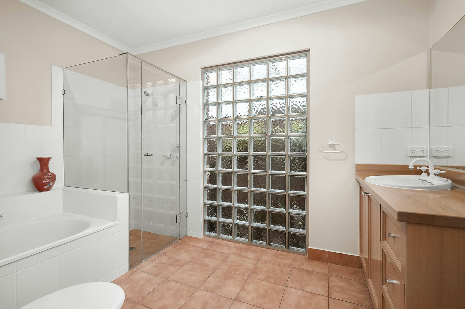 74 Roseberry Street, Hawthorn East, VIC