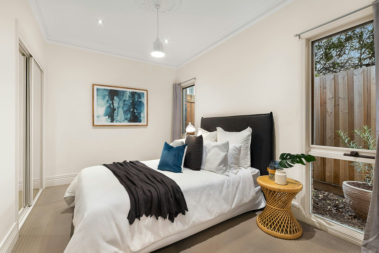 2/46 Centre Road, Brighton East, VIC