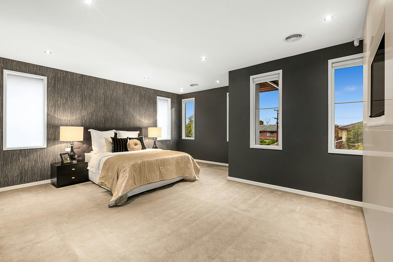 31B Woodlands Avenue, Kew East, VIC