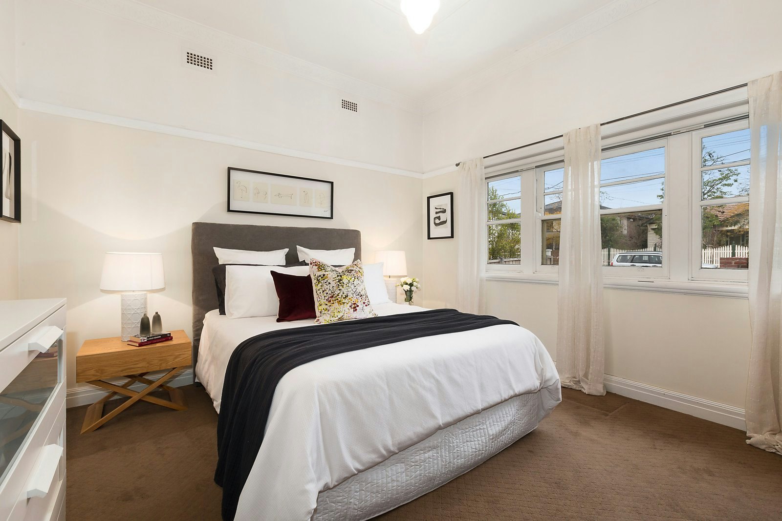 15 Millewa Avenue, Malvern East, VIC