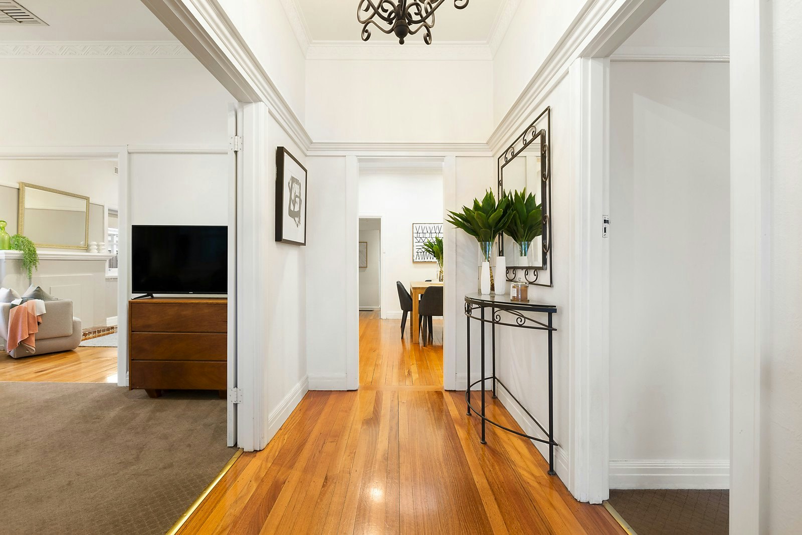 15 Millewa Avenue, Malvern East, VIC