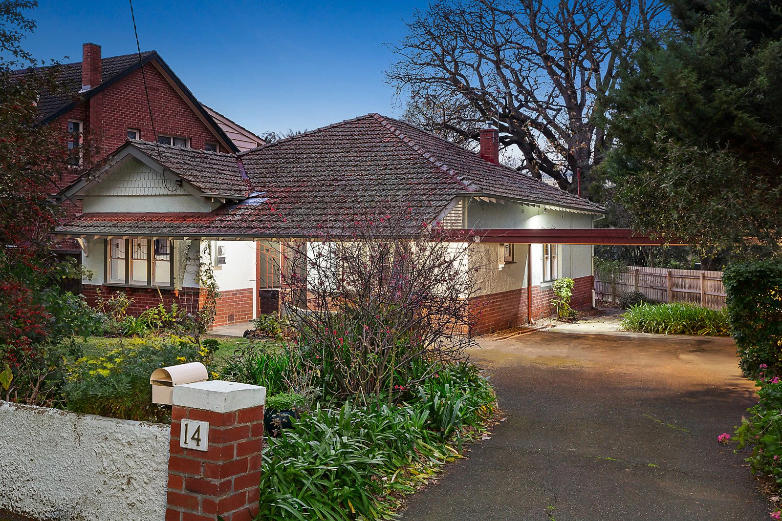14 Ferncroft Avenue, Malvern East, VIC