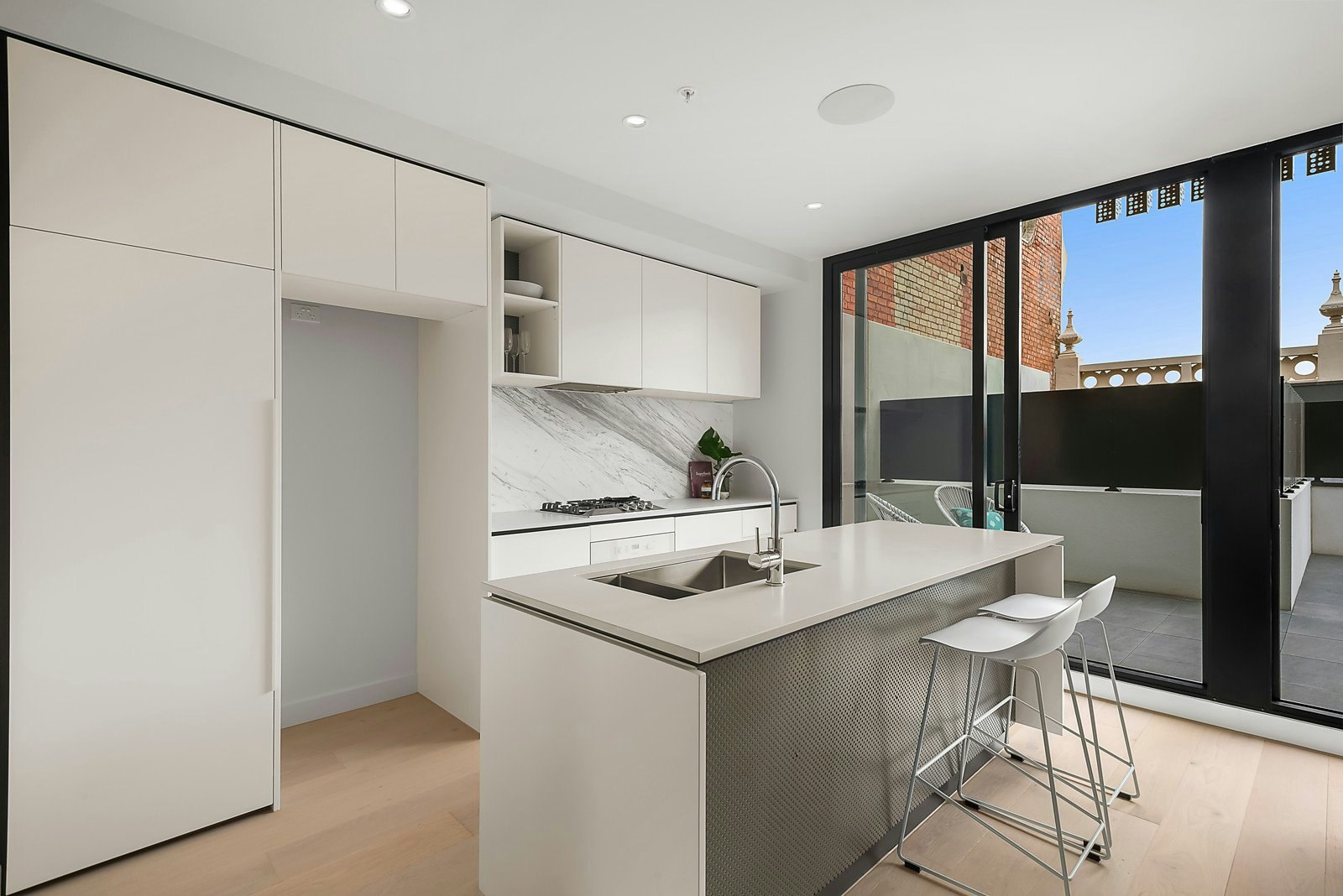 202/1 Victoria Street, Windsor, VIC