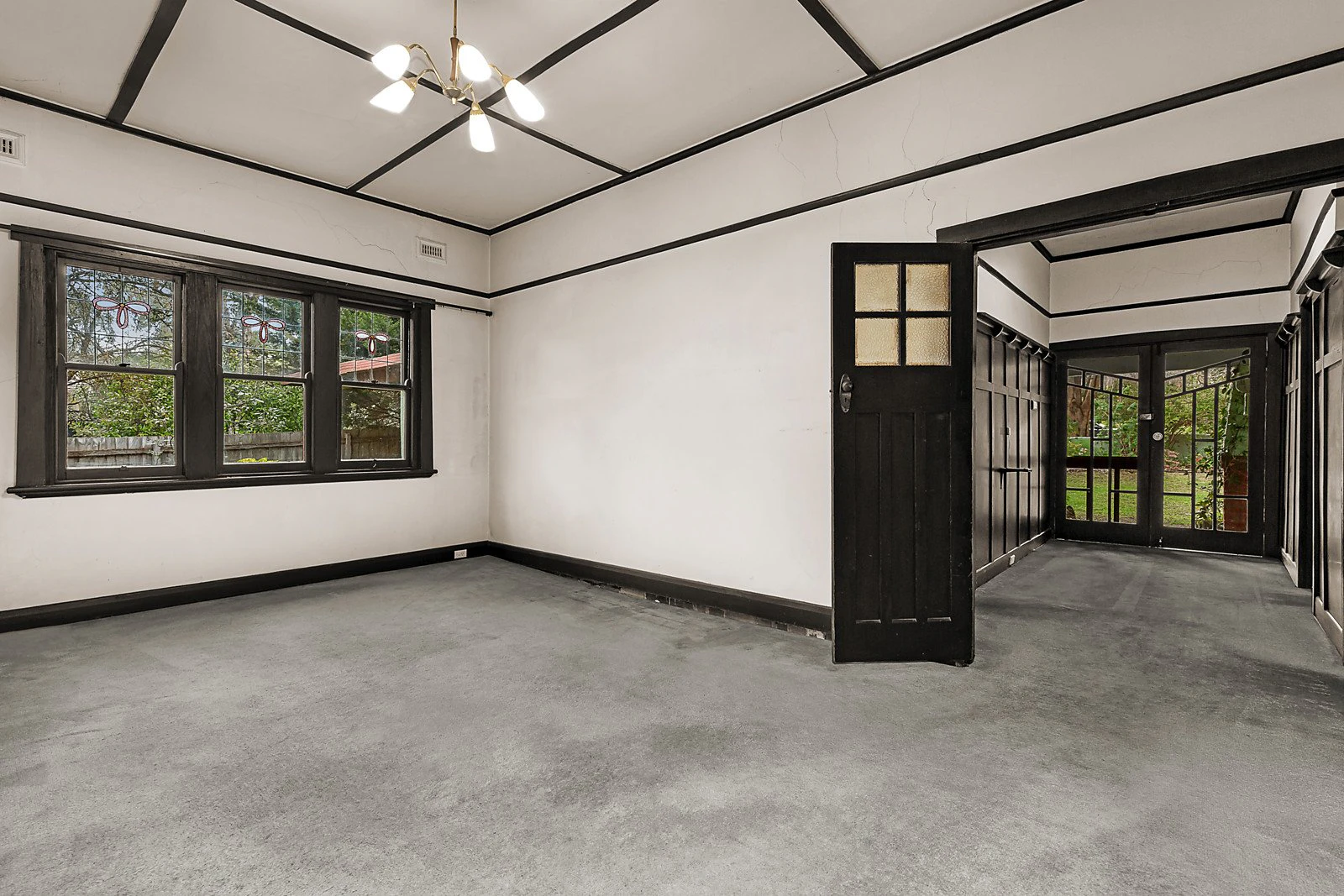 14 Ferncroft Avenue, Malvern East, VIC