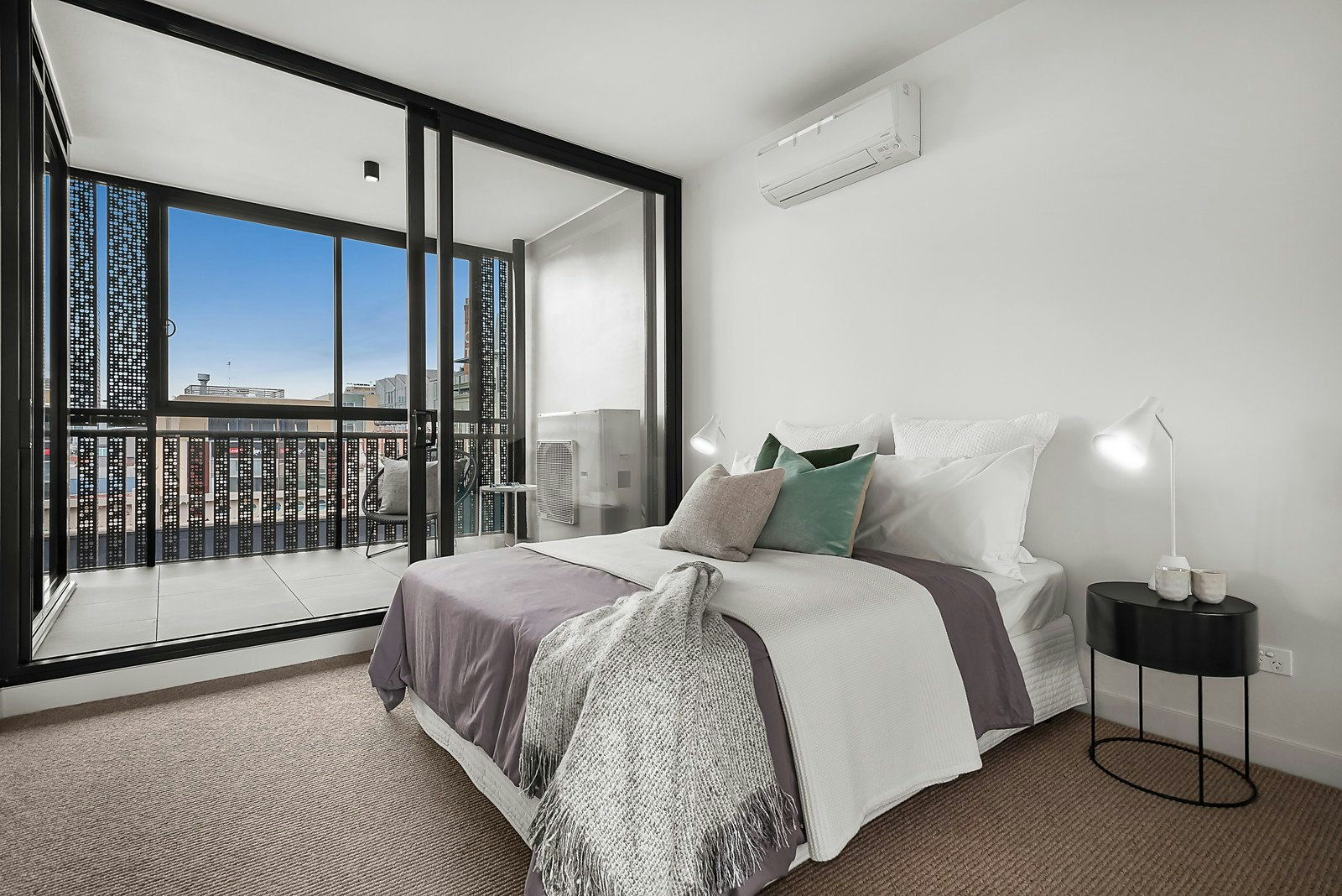 202/1 Victoria Street, Windsor, VIC