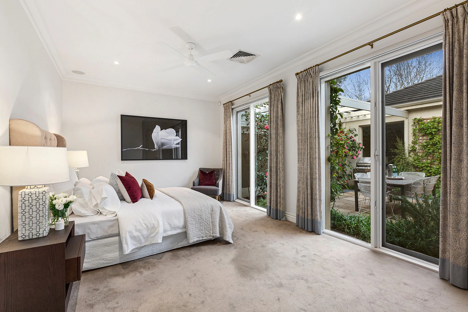 23 Huntingtower Road, Armadale, VIC