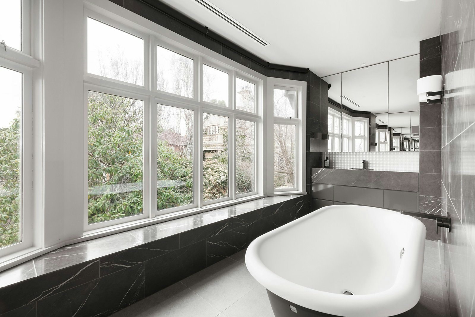 1 Torresdale Court, Toorak, VIC