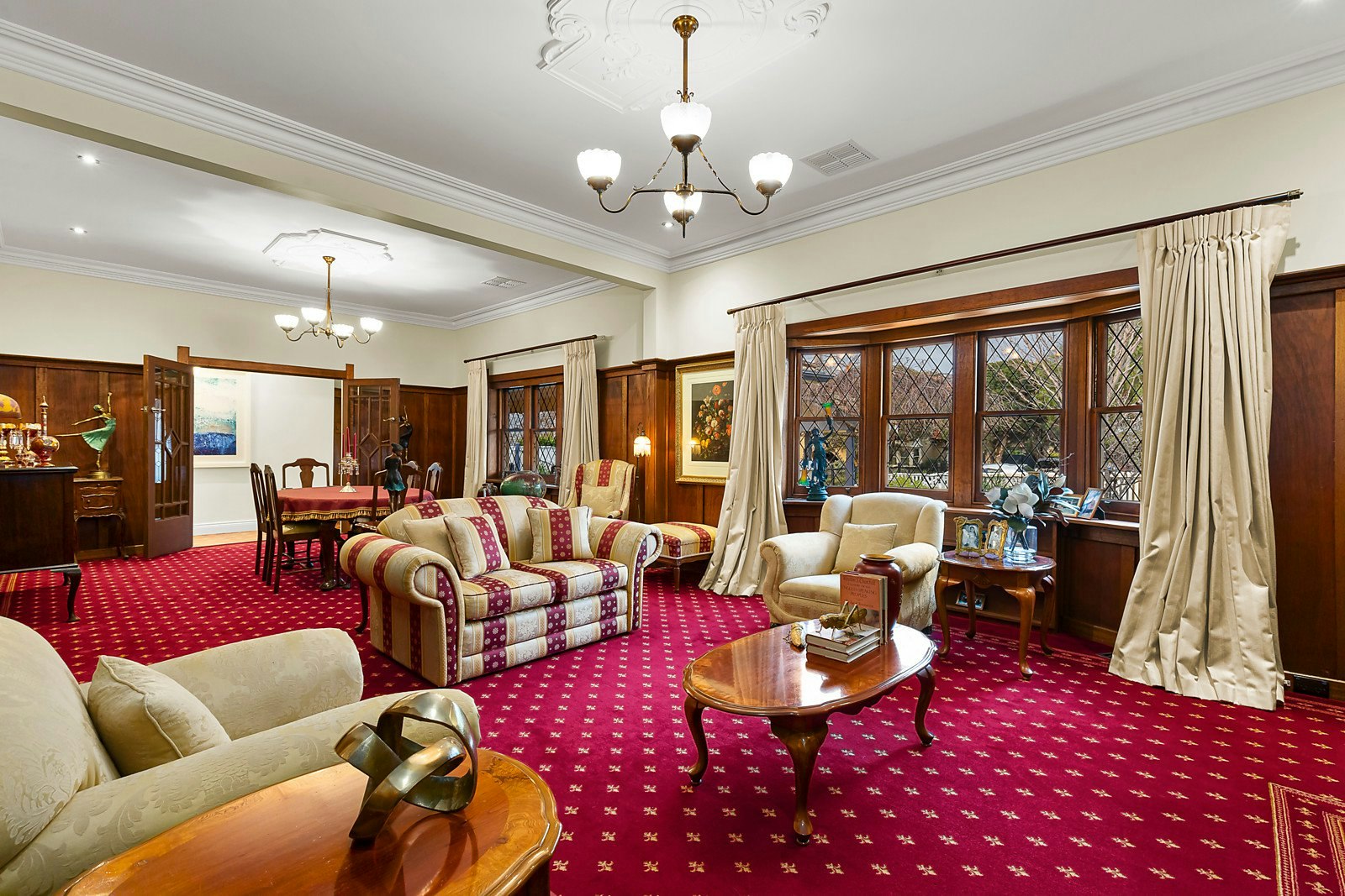 9 Hillcrest Road, Glen Iris, VIC